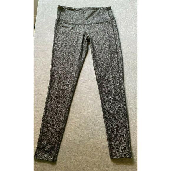 Women’s Athleta size XSP Cropped Leggings Stylish EUC‎ yoga gray - Picture 1 of 8